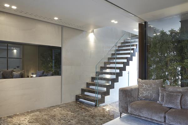 House KK MMAPROJECTS S.R.L.