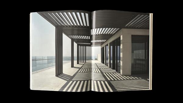 Contemporary Living in the Middle East, 2024 MMAPROJECTS S.R.L.